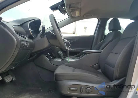 2020 Chevrolet Malibu Lt z USA, uszkodzony, nr VIN 1G1ZD5ST1LF107908